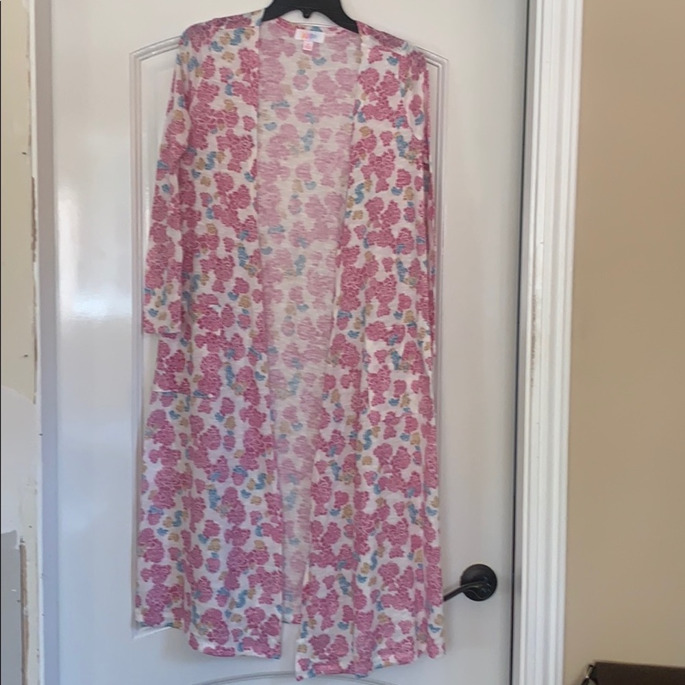 Lularoe white Ruana cardigan overlay kimono